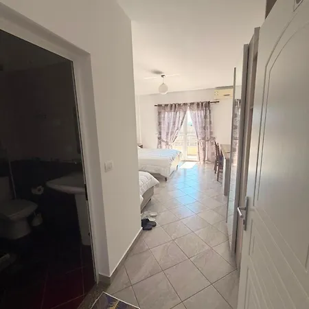 Klaivi מלון 4*