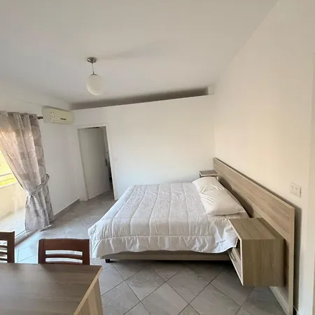 Klaivi 4* Shëngjin